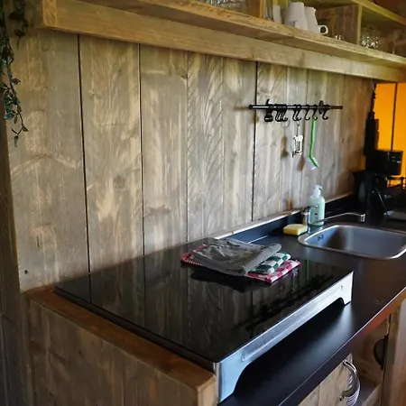 Luxe En Sfeervolle Safaritent Met Eigen Badkamer Voor 6 Personen Doc * Behelp