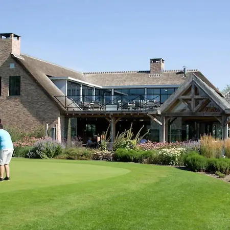 Οργανωμένο κάμπινγκ Luxe En Sfeervolle Safaritent Met Eigen Badkamer Voor 6 Personen Doc *