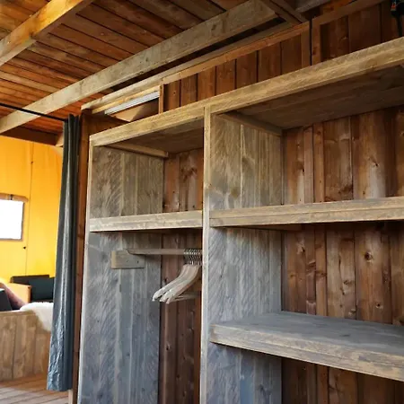 Luxe En Sfeervolle Safaritent Met Eigen Badkamer Voor 6 Personen Doc Behelp