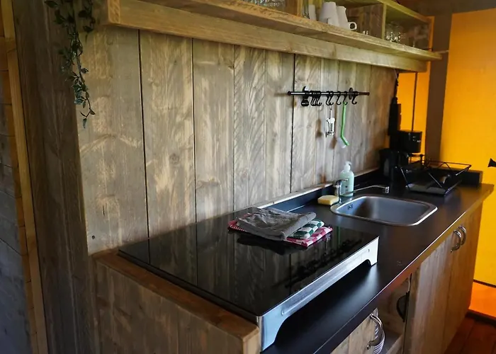 Luxe En Sfeervolle Safaritent Met Eigen Badkamer Voor 6 Personen Doc * Behelp