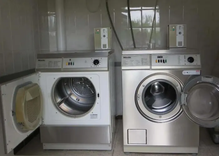 Luxe En Sfeervolle Safaritent Met Eigen Badkamer Voor 6 Personen Doc *