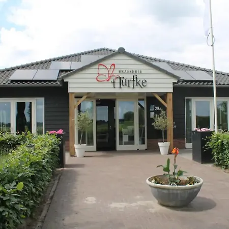 Luxusní stan Luxe En Sfeervolle Safaritent Met Eigen Badkamer Voor 6 Personen Doc