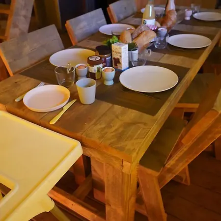 Lyxtält Luxe En Sfeervolle Safaritent Met Eigen Badkamer Voor 6 Personen Doc